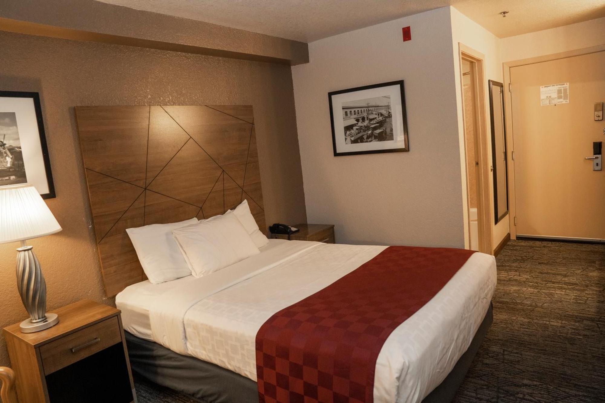 Americas Best Value Inn Lynnwood Ngoại thất bức ảnh