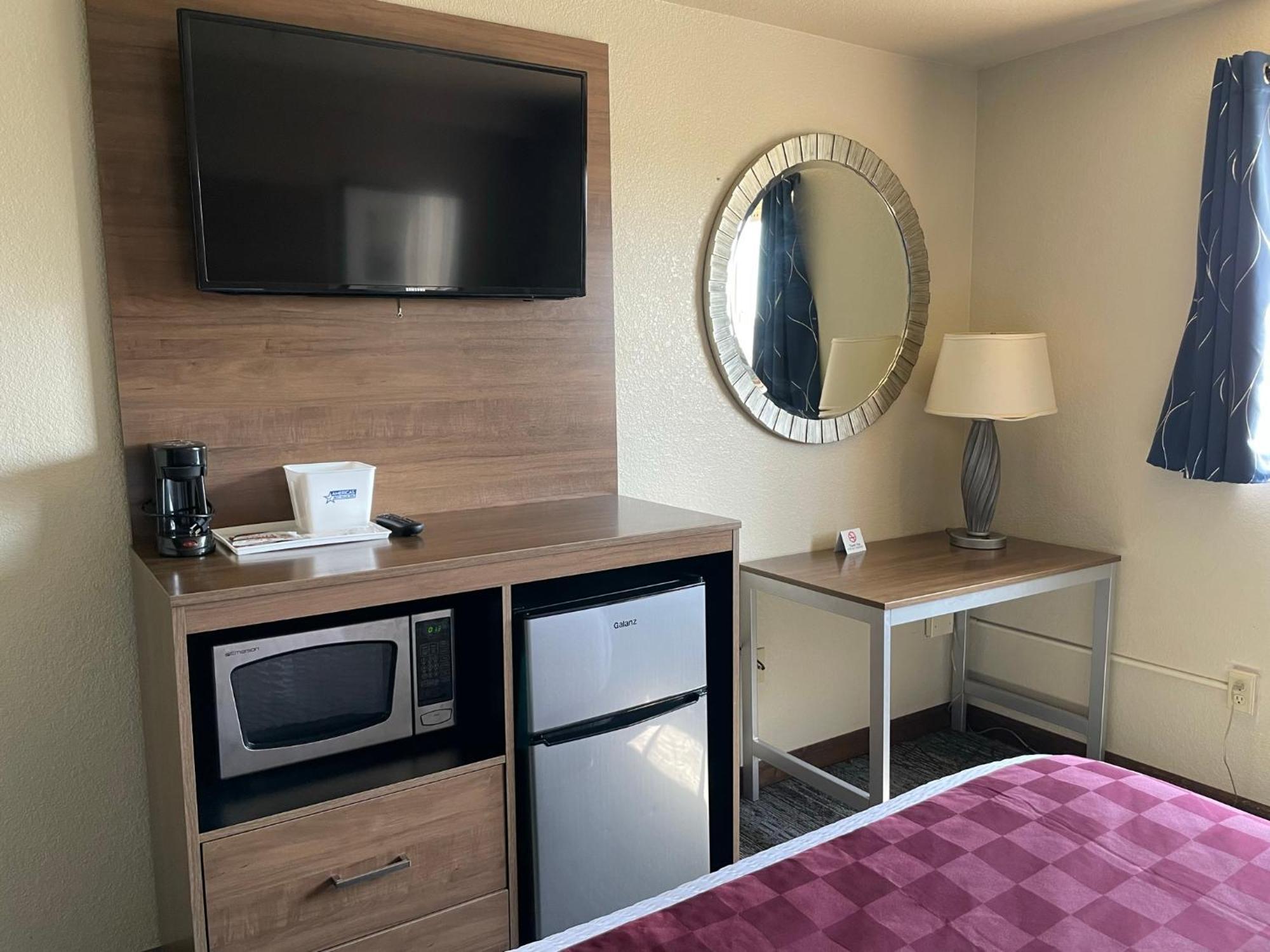 Americas Best Value Inn Lynnwood Ngoại thất bức ảnh