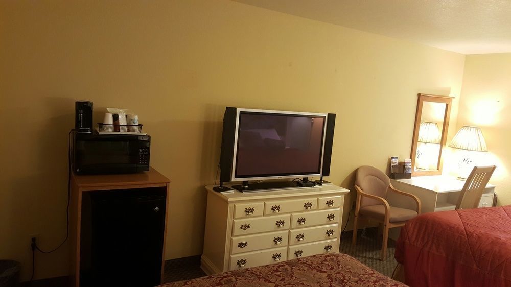 Americas Best Value Inn Lynnwood Ngoại thất bức ảnh